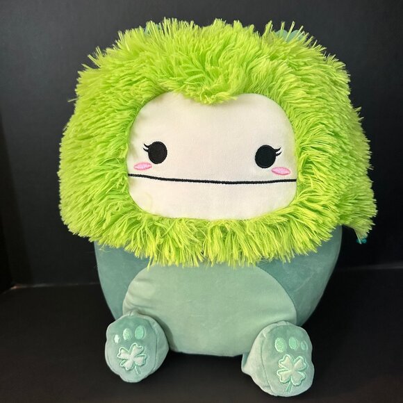 Squishmallow 12" Bren Bigfoot Shamrock Select Series w/Beaded "I ♡ SQUISH"Charm